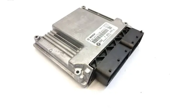 BMW 3 E90 E91 Engine control unit/module 7823420 0281014572