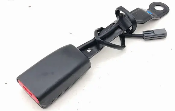 Front seatbelt buckle