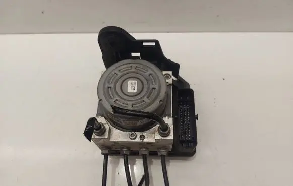 Volkswagen Golf VII ABS Pump 5Q0907379AK