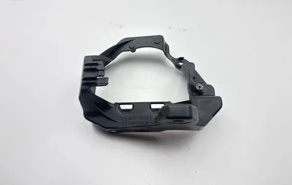 Lexus CT 200H Fog light bracket 5212676030