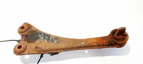 Toyota Avensis T270 Rear upper control arm/wishbone