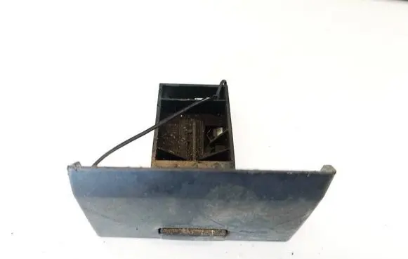 Volkswagen Sharan Car ashtray MPSS98