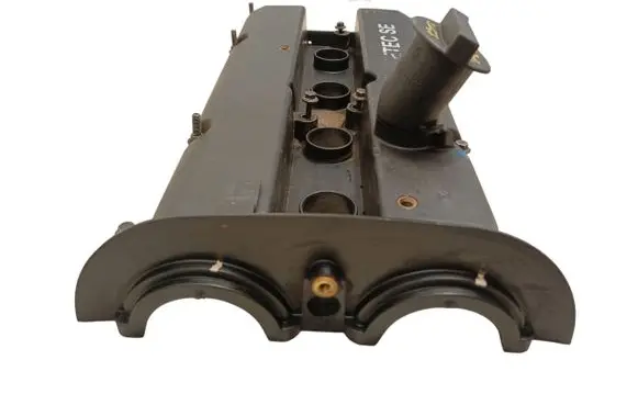 Ford Fiesta Rocker cam cover 