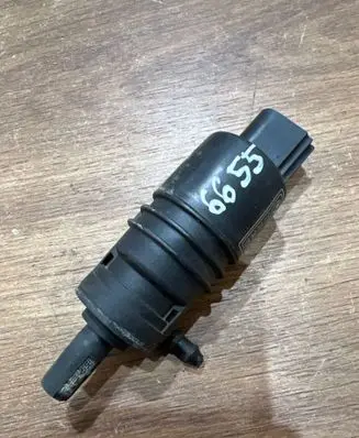BMW 3 E90 E91 Windscreen/windshield washer pump 7302589