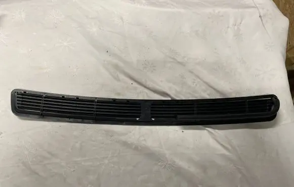 Mercedes-Benz Sprinter W901 W902 W903 W904 Front bumper upper radiator grill