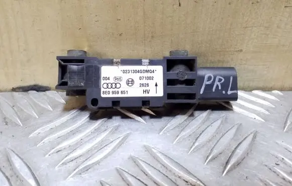 Audi A4 S4 B6 8E 8H Airbag deployment crash/impact sensor 8E0959651