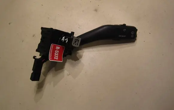 Audi A3 S3 8P Wiper control stalk 1K0953519A CZK03 01203506