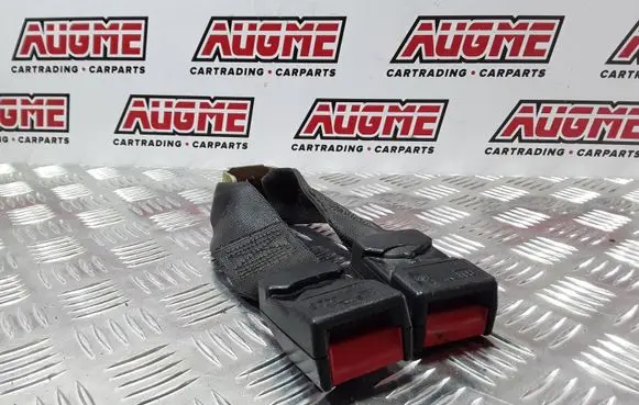 Opel Vectra B Rear seatbelt buckle 90359919B