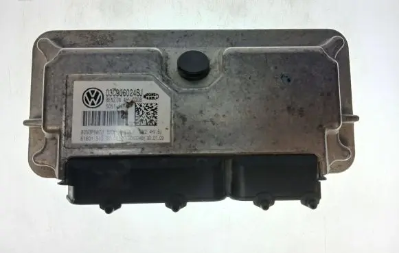 Volkswagen Polo V 6R Engine control unit/module 03C906024BJ 6160151207 80N3P5W7J