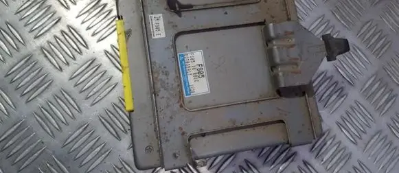 Mazda 626 Engine control unit/module E2T03591T FS0518881C
