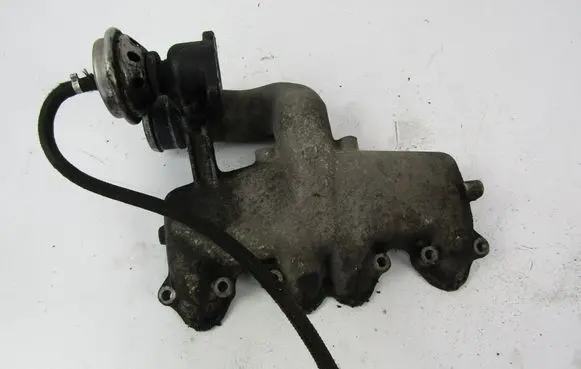 Volkswagen PASSAT B5 Intake manifold 