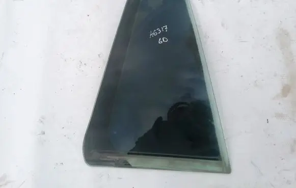 Rear vent window glass