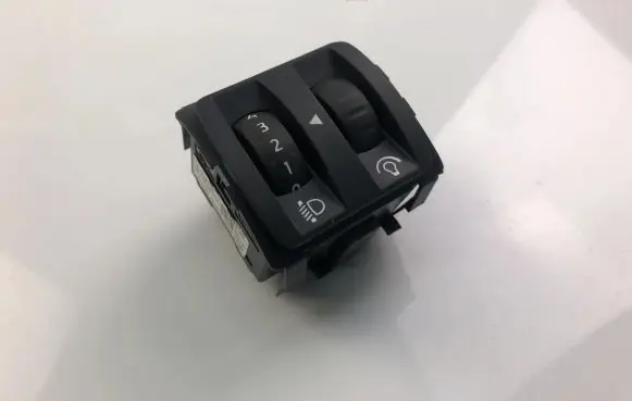 Light switch