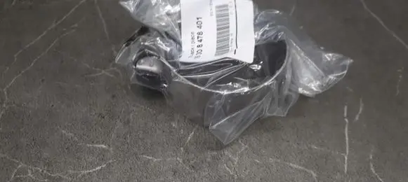 BMW X3 G01 Muffler pipe connector clamp 8478401