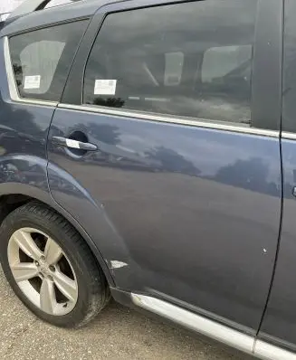 Peugeot 4007 Rear door