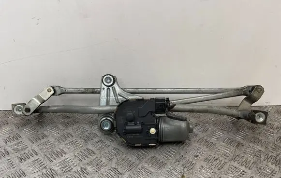Front wiper linkage and motor