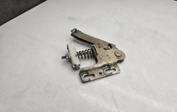 Volkswagen Crafter Hand brake release handle 