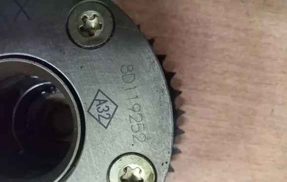 Camshaft pulley/ VANOS
