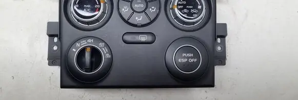 Suzuki Grand Vitara II Climate control unit 3951065JH4CAT