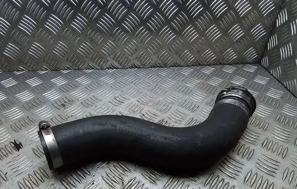 Toyota Avensis T250 Intercooler hose/pipe