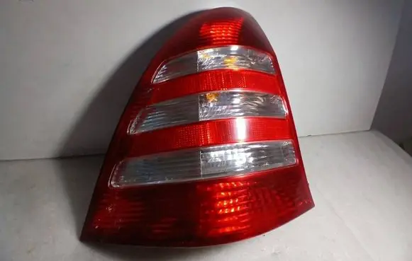 Mercedes-Benz C W203 Rear/tail lights IB021634