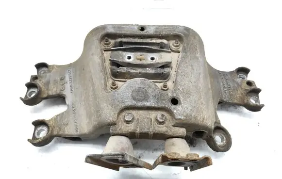 Audi A6 S6 C6 4F Gearbox mounting bracket 4F0399263K