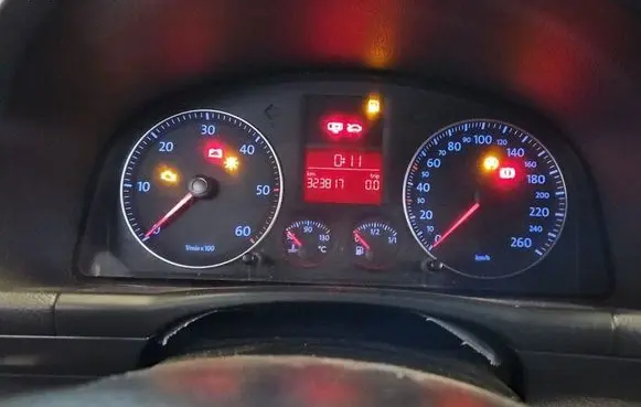 Volkswagen Touran I Speedometer (instrument cluster) 1T0920850A IMPRK1559154