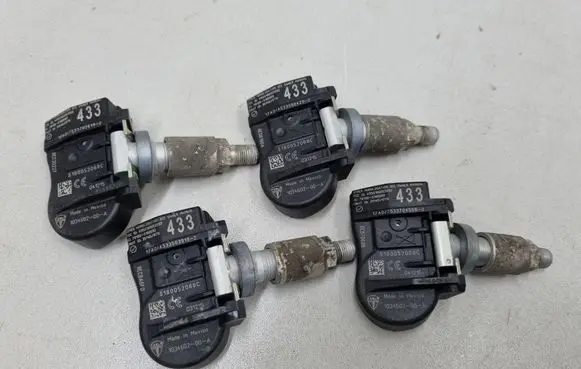Tesla Model X Tire pressure sensor 103460200A 433MHZ S180052068C