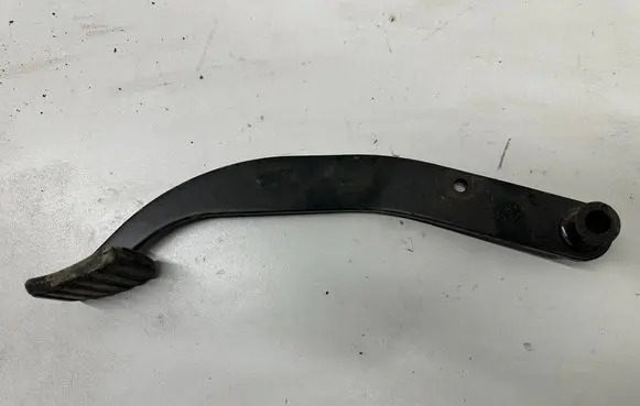 Dacia Logan I Brake pedal 119214143 00815 6001551782