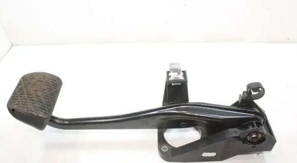 Mercedes-Benz GLA W156 X156 Brake pedal A2462900119 A2462920308