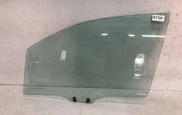 Mazda Premacy Front door window glass four-door