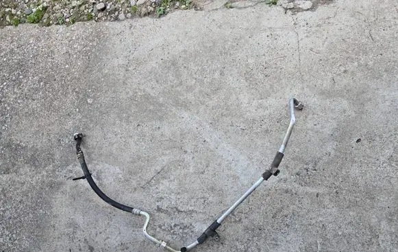 Nissan Terrano Air conditioning (A/C) pipe/hose