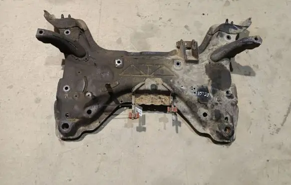 Citroen C4 I Picasso Front subframe