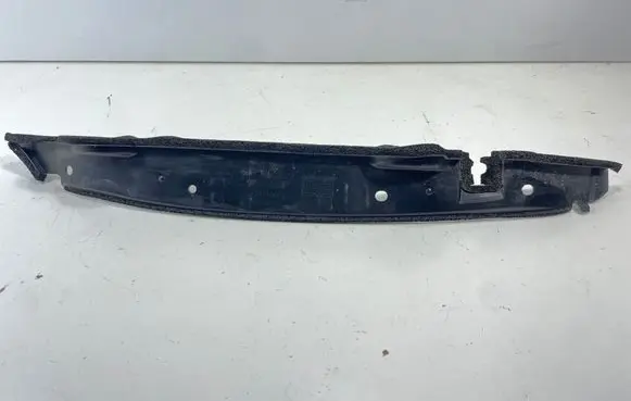 Nissan Leaf II (ZE1) Fender end trim 638205sh1a