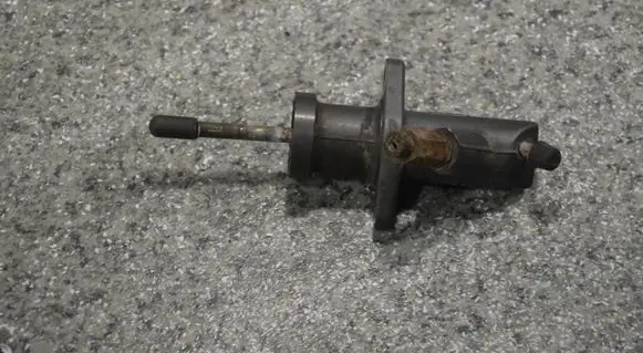 BMW 3 E46 Clutch release arm fork 27230