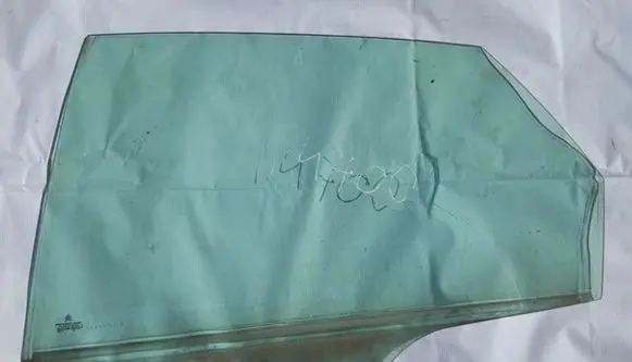 Citroen C5 Rear door window glass