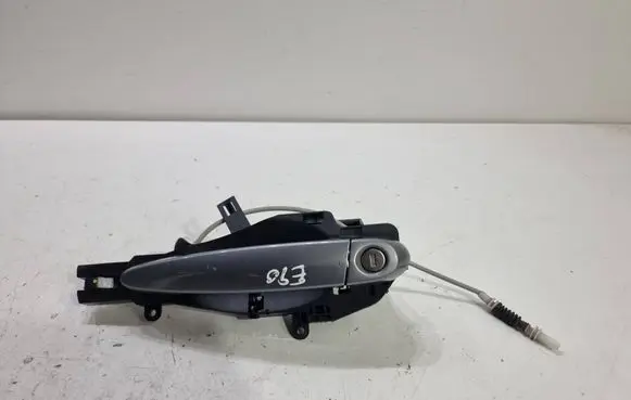 BMW 3 E90 E91 Front door exterior handle E9xVT