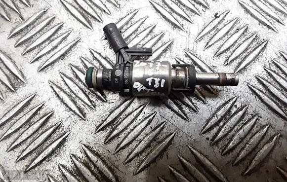 Skoda Octavia Mk3 (5E) Fuel injector 06l906036k