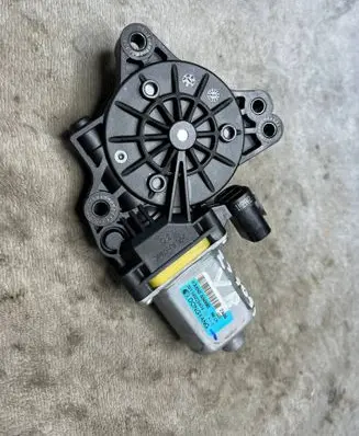 KIA Ceed Rear glass lock/latch C27 83450A5000
