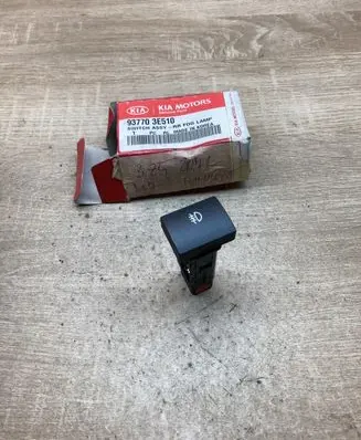 KIA Sorento Fog light switch 937703E510 202002962