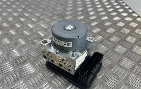 Ford Kuga II ABS Pump GV612C405EE
