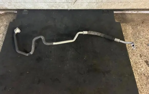 Audi Q7 4L Air conditioning (A/C) pipe/hose 7L8820044H