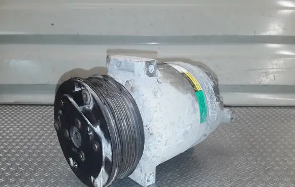 Opel Signum Air conditioning (A/C) compressor (pump) 