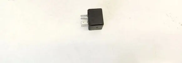 Skoda Octavia Mk1 (1U) Other relay 6u0906061a 9445111