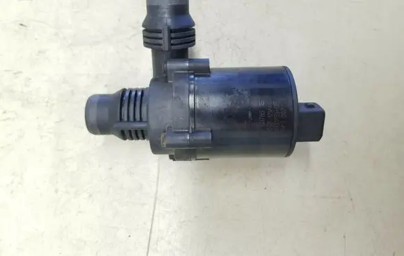 BMW 5 E60 E61 Electric auxiliary coolant/water pump 6910755