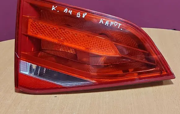 Audi A4 S4 B8 8K Tailgate rear/tail lights 8K5945093