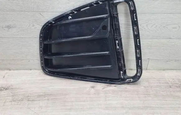 BMW 4 G22 G23 G24 G26 Front bumper lower grill 8082439