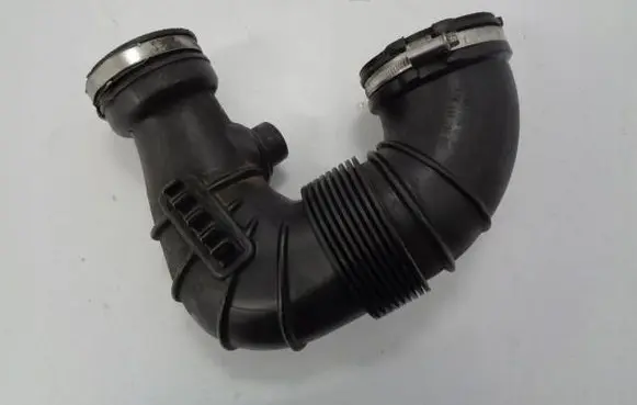 Mercedes-Benz E W212 Intercooler hose/pipe A651090033