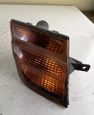 Nissan Micra Front indicator light 89027936
