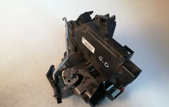 Audi A6 S6 C5 4B Rear door lock 4B0839016G
